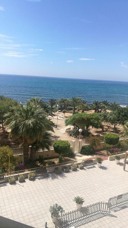 אל קאמפיו Primera Linea De Mar מראה חיצוני תמונה